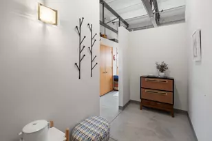 111 E Franklin Ave, Minneapolis, MN 55404 - Photo 14