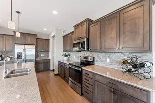 17917 Equinox Ave, Lakeville, MN 55044 - Photo 8