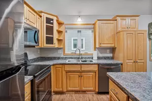 532 6th Ct NE, Cambridge, MN 55008 - Photo 8