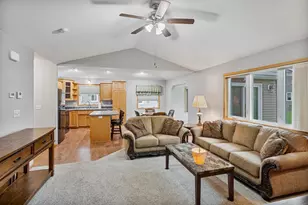 532 6th Ct NE, Cambridge, MN 55008 - Photo 10