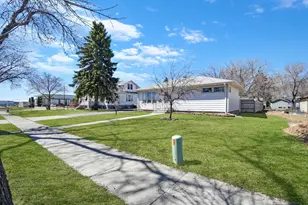 706 26th St N, Fargo, ND 58102 - Photo 26
