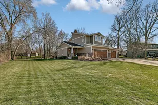 9597 Michelle Dr, Saint Joseph, MN 56374 - Photo 4