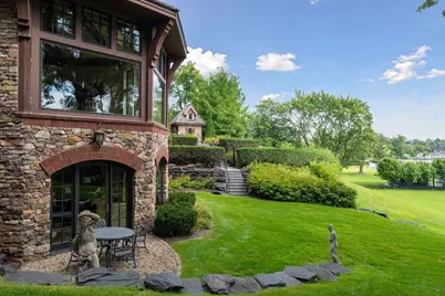 358 Ferndale Road S, Wayzata, MN 55391 - Photo 78
