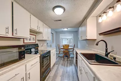 987 11th Avenue SW, Forest Lake, MN 55025 - Photo 8