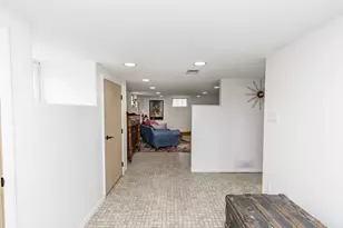433 Elmwood Ave S, Fargo,  58103 - Photo 30