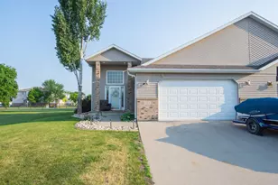 3221 11th Ave S, Moorhead, MN 56560 - Photo 1