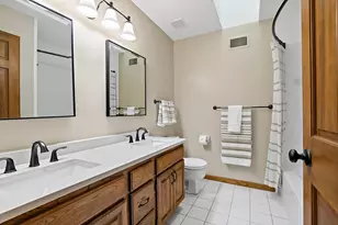 1316 Summit Oaks Dr, Burnsville, MN 55337 - Photo 28