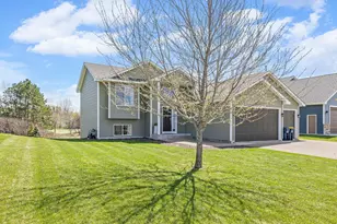 31037 Algonquin Trail, Chisago City, MN 55013 - Photo 4