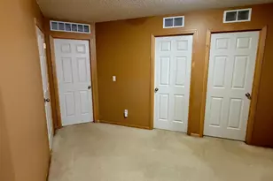 3049 Chamberlain Street N, Maplewood, MN 55109 - Photo 20