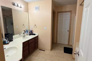 3049 Chamberlain Street N, Maplewood, MN 55109 - Photo 32