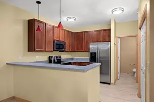 3049 Chamberlain Street N, Maplewood, MN 55109 - Photo 10