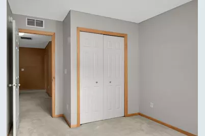 3049 Chamberlain Street N #6, Maplewood, MN 55109 - Photo 24