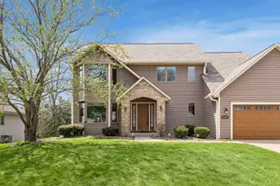 2470 Queensport Rd, Woodbury, MN 55125 - Photo 4