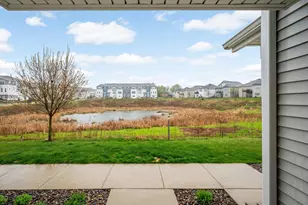 776 Roselyn Dr, Victoria, MN 55386 - Photo 2