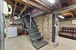 1291 Mackubin St, Saint Paul, MN 55117 - Photo 22