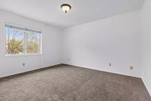 625 Alvarado Ln N, Plymouth, MN 55447 - Photo 28