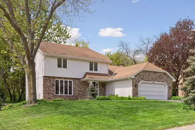 625 Alvarado Lane N, Plymouth, MN 55447 - Photo 2