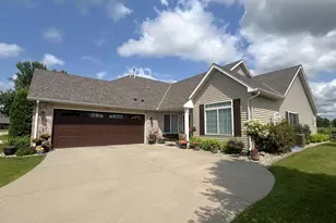 2509 7th Ave SE, Willmar, MN 56201 - Photo 2