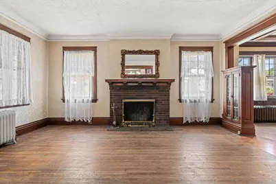 1097 Lincoln Avenue, Saint Paul, MN 55105 - Photo 6