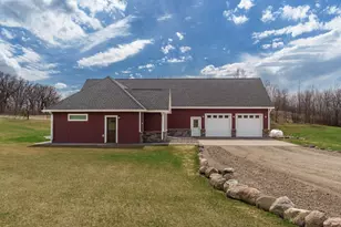 26167 7th Ave S, Hawley, MN 56549 - Photo 2