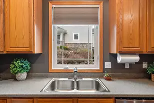 15569 Lilac Dr, Eden Prairie, MN 55347 - Photo 12