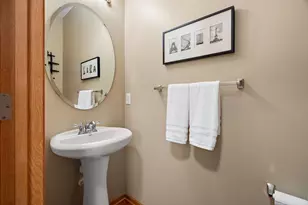 15569 Lilac Dr, Eden Prairie, MN 55347 - Photo 22