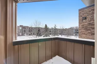 2200 Midland Grove Rd, Roseville, MN 55113 - Photo 34