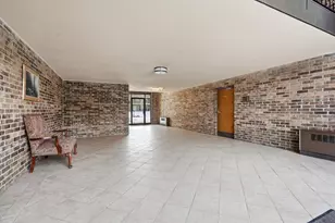 2200 Midland Grove Rd, Roseville, MN 55113 - Photo 38