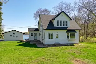 11551 278th St, Chisago City, MN 55013 - Photo 12