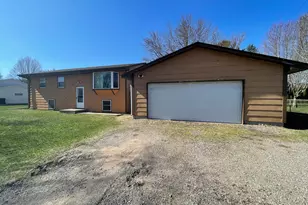 2126 175th Ave NE, Ham Lake, MN 55304 - Photo 2