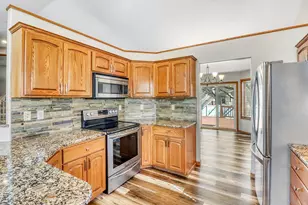 3319 45th Ave S, Fargo, ND 58104 - Photo 10