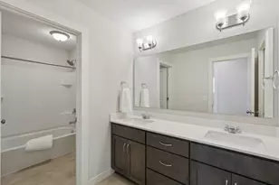 6381 Harvest Trl, Chaska, MN 55318 - Photo 22