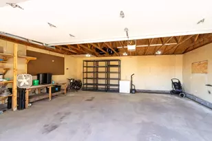 726 W 5th St, Duluth, MN 55806 - Photo 58