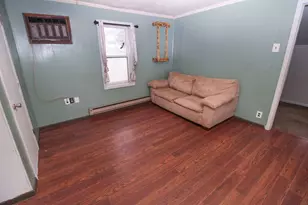 121 Washington St W, Burtrum, MN 56318 - Photo 6