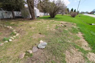 121 Washington St W, Burtrum, MN 56318 - Photo 16