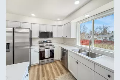 1008 24th Avenue S, Fargo,  58103 - Photo 14