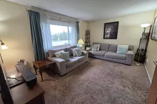 9152 Lexington Ave N, Circle Pines, MN 55014 - Photo 4