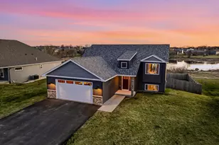 1755 Otter Way, New Richmond, WI 54017 - Photo 10