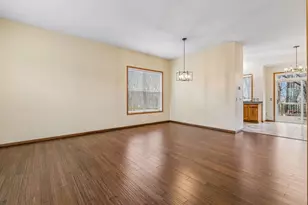 1658 Oakbrooke Cir, Eagan, MN 55122 - Photo 4