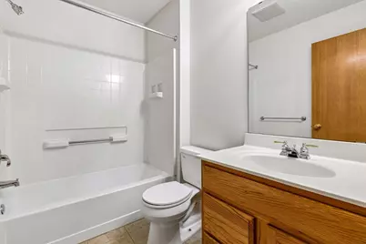 1658 Oakbrooke Circle, Eagan, MN 55122 - Photo 38