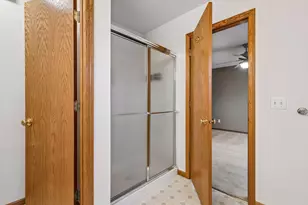 1658 Oakbrooke Cir, Eagan, MN 55122 - Photo 32