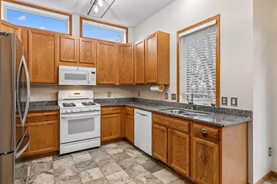 1658 Oakbrooke Circle, Eagan, MN 55122 - Photo 18