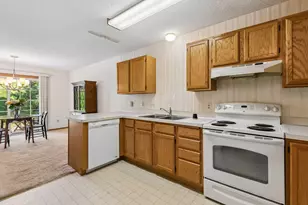12750 Edgewater Path, Apple Valley, MN 55124 - Photo 14