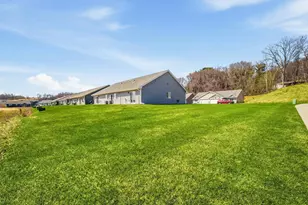 4911 Field Crest Ln, Eau Claire, WI 54701 - Photo 26