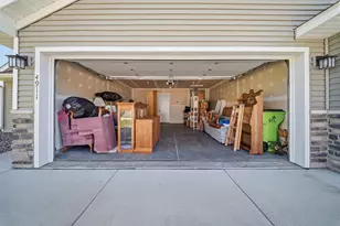 4911 Field Crest Ln, Eau Claire, WI 54701 - Photo 24