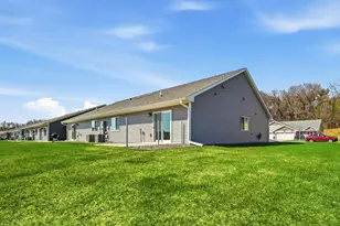 4911 Field Crest Ln, Eau Claire, WI 54701 - Photo 28