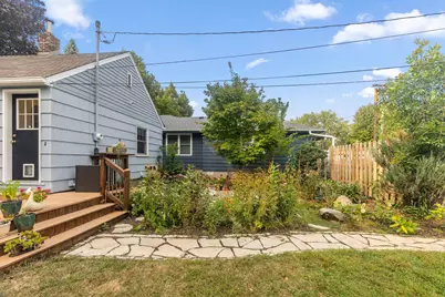 1586 Grotto Street N, Saint Paul, MN 55117 - Photo 44