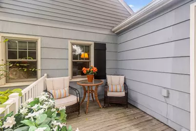 1586 Grotto Street N, Saint Paul, MN 55117 - Photo 8