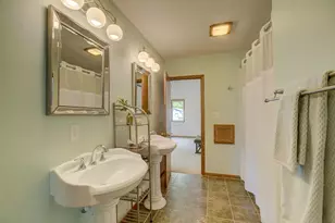 2201 Roselawn Ave W, Roseville, MN 55113 - Photo 20