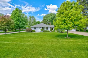 2201 Roselawn Ave W, Roseville, MN 55113 - Photo 1